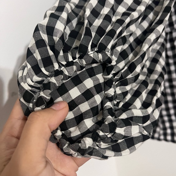 Max Studio Gingham Tiered Balloon Sleeve Blouse - Picture 3 of 9